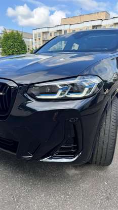 BMW-X4-2022