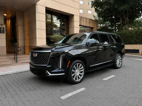 CADILLAC ESCALADE 6.2 V8 GASOLINA 2WD AUTOMÁTICO CADILLAC ESCALADE 6.2 V8 GASOLINA 2WD AUTOMÁTICO