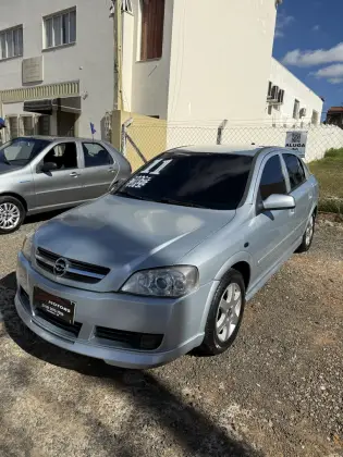 CHEVROLET ASTRA 2.0 MPFI ADVANTAGE 8V FLEX 4P MANUAL CHEVROLET ASTRA 2.0 MPFI ADVANTAGE 8V FLEX 4P MANUAL