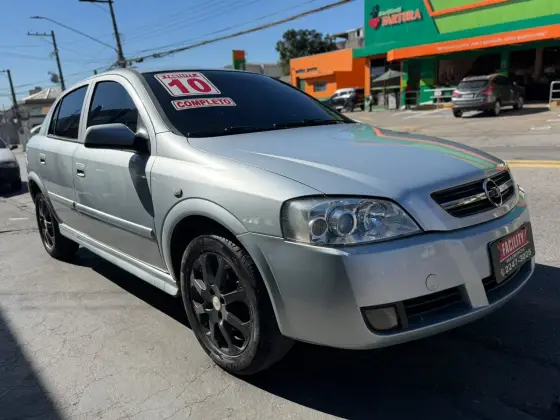 CHEVROLET ASTRA 2.0 MPFI ADVANTAGE 8V FLEX 4P MANUAL CHEVROLET ASTRA 2.0 MPFI ADVANTAGE 8V FLEX 4P MANUAL
