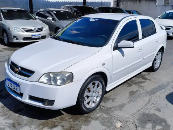 CHEVROLET ASTRA 2.0 MPFI ADVANTAGE 8V FLEX 4P MANUAL CHEVROLET ASTRA 2.0 MPFI ADVANTAGE 8V FLEX 4P MANUAL