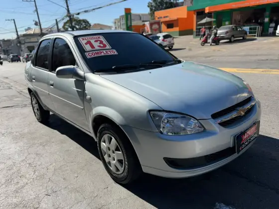 CHEVROLET CLASSIC 1.0 MPFI LS 8V FLEX 4P MANUAL CHEVROLET CLASSIC 1.0 MPFI LS 8V FLEX 4P MANUAL