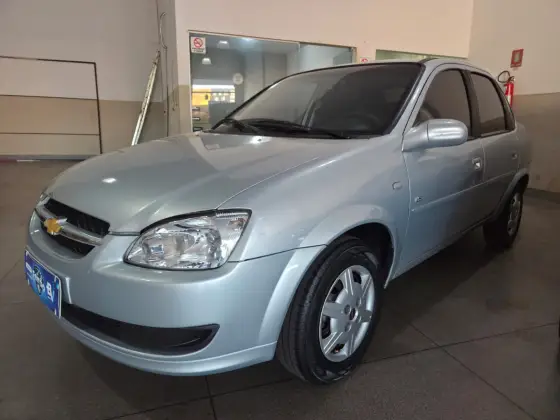 CHEVROLET CLASSIC 1.0 MPFI LS 8V FLEX 4P MANUAL CHEVROLET CLASSIC 1.0 MPFI LS 8V FLEX 4P MANUAL