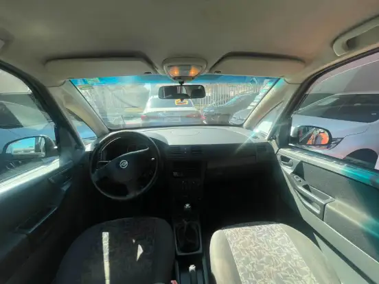 CHEVROLET-MERIVA-2004
