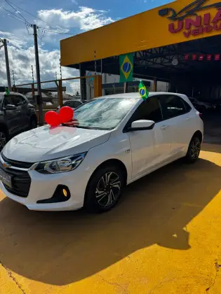 CHEVROLET ONIX 1.0 FLEX LT MANUAL CHEVROLET ONIX 1.0 FLEX LT MANUAL