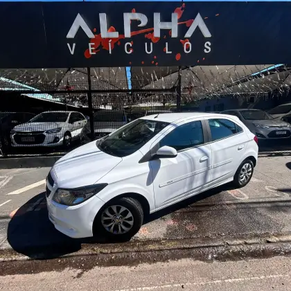 CHEVROLET ONIX 1.0 MPFI JOY 8V FLEX 4P MANUAL CHEVROLET ONIX 1.0 MPFI JOY 8V FLEX 4P MANUAL