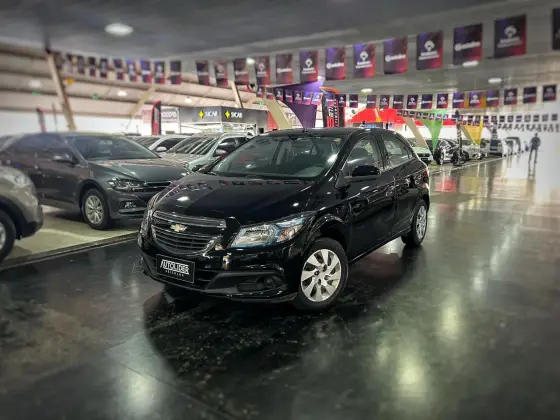 CHEVROLET ONIX 1.4 MPFI LT 8V FLEX 4P MANUAL CHEVROLET ONIX 1.4 MPFI LT 8V FLEX 4P MANUAL