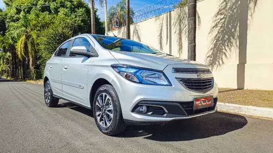 CHEVROLET ONIX 1.4 MPFI LTZ 8V FLEX 4P AUTOMÁTICO CHEVROLET ONIX 1.4 MPFI LTZ 8V FLEX 4P AUTOMÁTICO