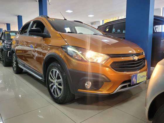 CHEVROLET ONIX 1.4 MPFI ACTIV 8V FLEX 4P AUTOMÁTICO