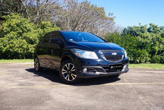 CHEVROLET ONIX 1.4 MPFI LTZ 8V FLEX 4P MANUAL