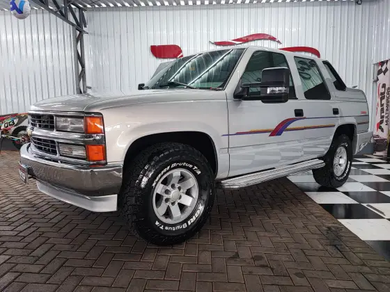 CHEVROLET SILVERADO 4.2 TROPICAL 4X2 CD 18V TURBO DIESEL 4P MANUAL