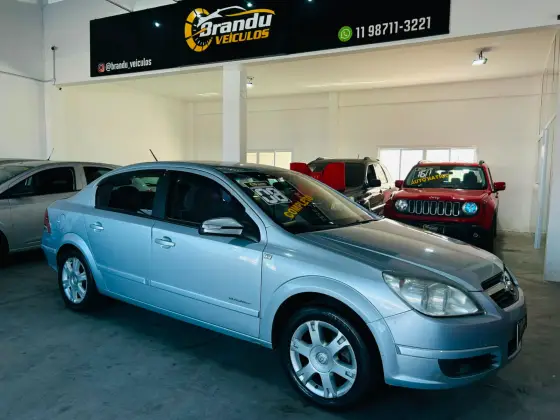 CHEVROLET VECTRA 2.0 MPFI ELEGANCE 8V FLEX 4P MANUAL CHEVROLET VECTRA 2.0 MPFI ELEGANCE 8V FLEX 4P MANUAL