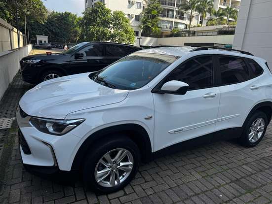 CHEVROLET-TRACKER-2021