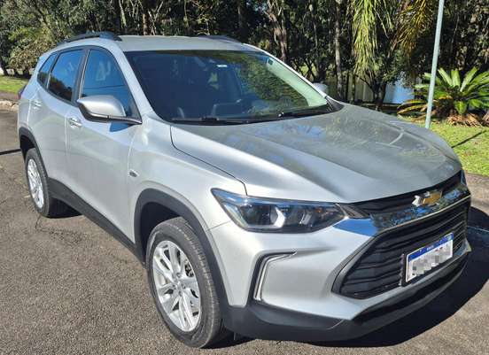 CHEVROLET-TRACKER-2023