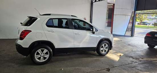 CHEVROLET-TRACKER-2016