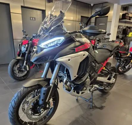 DUCATI MULTISTRADA 1200 V4 RALLY ADVENTURE DUCATI MULTISTRADA 1200 V4 RALLY ADVENTURE