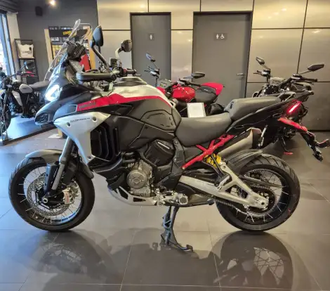 DUCATI-MULTISTRADA 1200 V4 RALLY ADVENTURE DUCATI-MULTISTRADA 1200 V4 RALLY ADVENTURE-2025
