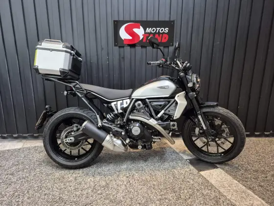 DUCATI SCRAMBLER ICON 