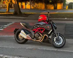 DUCATI DIAVEL CARBON DUCATI DIAVEL CARBON