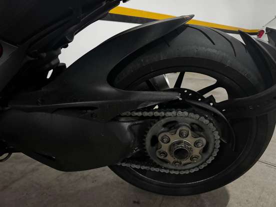 DUCATI-DIAVEL CARBON DUCATI-DIAVEL CARBON-2014