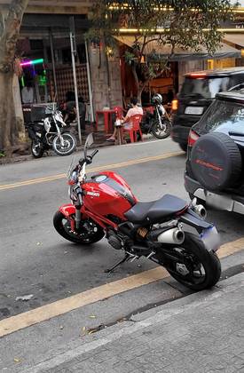 DUCATI MONSTER 796 