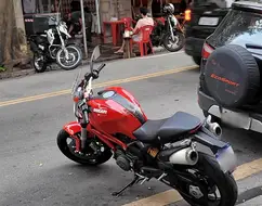 DUCATI MONSTER 796 DUCATI MONSTER 796