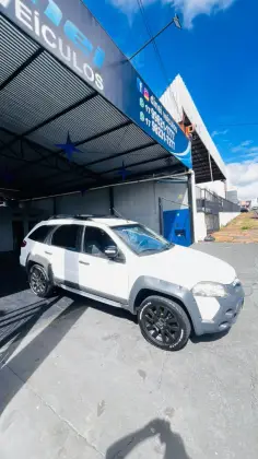 FIAT PALIO 1.8 MPI ADVENTURE WEEKEND 16V FLEX 4P AUTOMATIZADO FIAT PALIO 1.8 MPI ADVENTURE WEEKEND 16V FLEX 4P AUTOMATIZADO