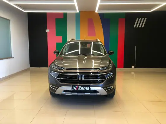 FIAT TORO 2.0 16V TURBO DIESEL VOLCANO 4WD AT9 FIAT TORO 2.0 16V TURBO DIESEL VOLCANO 4WD AT9