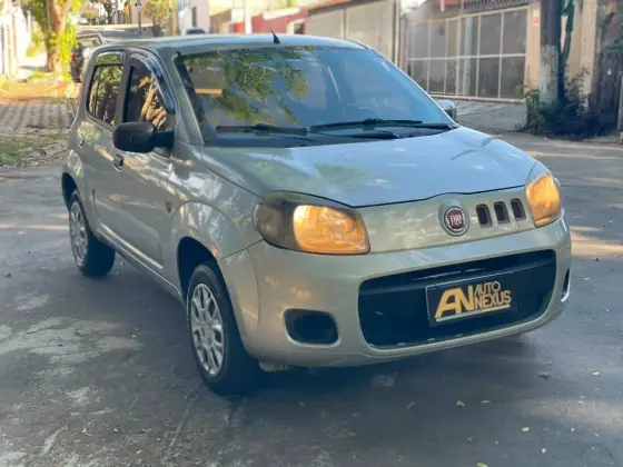 FIAT UNO 1.0 EVO VIVACE 8V FLEX 4P MANUAL