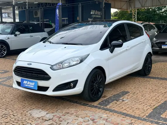 FORD FIESTA 1.5 S HATCH 16V FLEX 4P MANUAL FORD FIESTA 1.5 S HATCH 16V FLEX 4P MANUAL