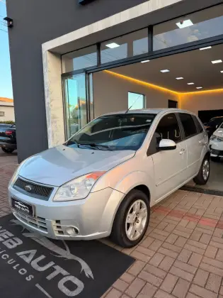FORD FIESTA 1.6 MPI CLASS HATCH 8V FLEX 4P MANUAL FORD FIESTA 1.6 MPI CLASS HATCH 8V FLEX 4P MANUAL