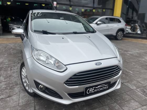 FORD FIESTA 1.6 TITANIUM HATCH 16V FLEX 4P POWERSHIFT