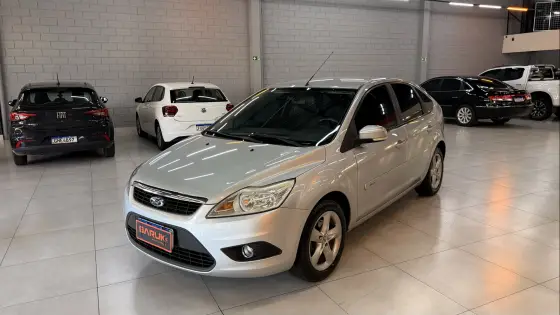 FORD FOCUS 1.6 8V GASOLINA 4P MANUAL