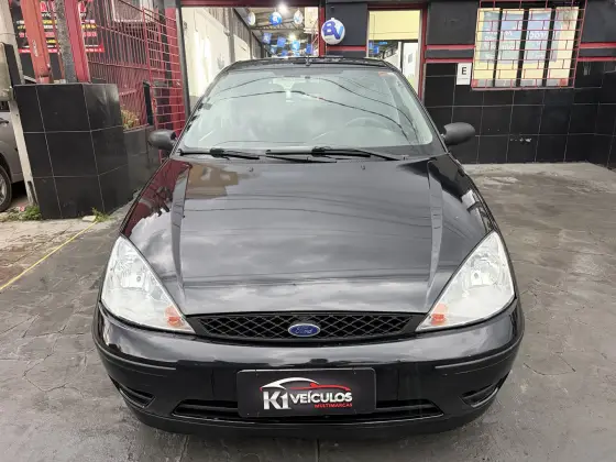 FORD FOCUS 1.6 GL 8V FLEX 4P MANUAL FORD FOCUS 1.6 GL 8V FLEX 4P MANUAL