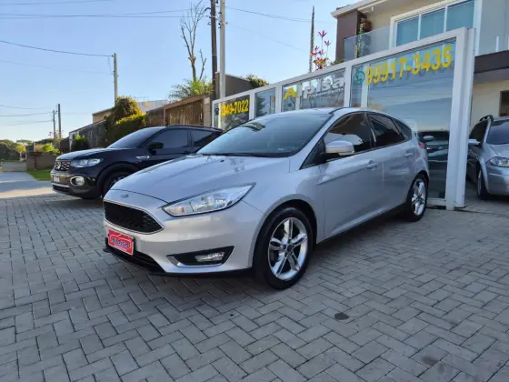 FORD FOCUS 1.6 SE 16V FLEX 4P MANUAL FORD FOCUS 1.6 SE 16V FLEX 4P MANUAL