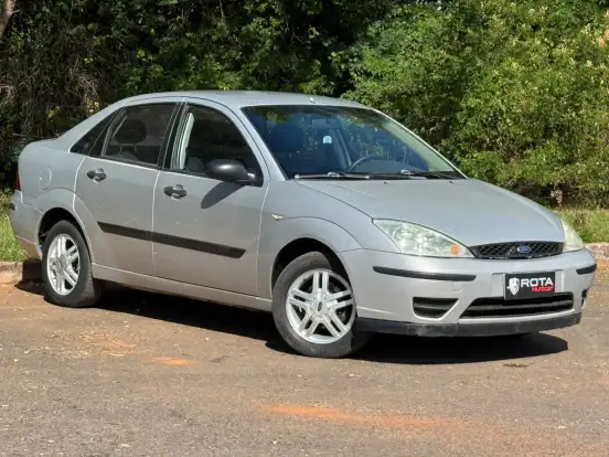 FORD-FOCUS-2008