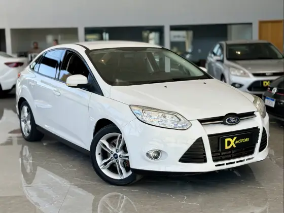 FORD FOCUS 2.0 S SEDAN 16V FLEX 4P POWERSHIFT FORD FOCUS 2.0 S SEDAN 16V FLEX 4P POWERSHIFT