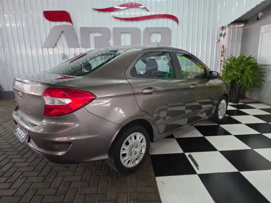 FORD-KA-1.5 TI-VCT FLEX SE SEDAN AUTOMÁTICO FORD-KA-2018