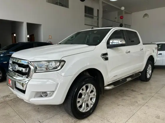 FORD RANGER 3.2 XLT 4X4 CD 20V DIESEL 4P AUTOMÁTICO FORD RANGER 3.2 XLT 4X4 CD 20V DIESEL 4P AUTOMÁTICO