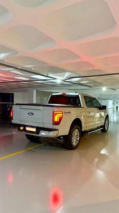 FORD-F-150-2024