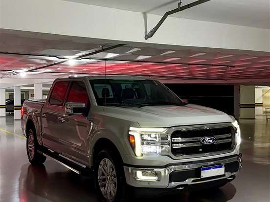 FORD-F-150-5.0 V8 GASOLINA CD LARIAT FX4 AUTOMÁTICO FORD-F-150-2024