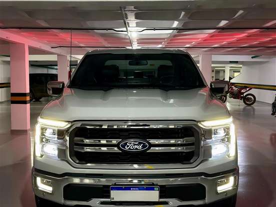 FORD-F-150-5.0 V8 GASOLINA CD LARIAT FX4 AUTOMÁTICO FORD-F-150-2024