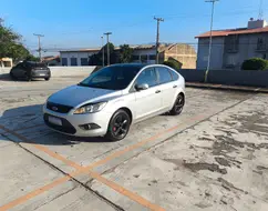 FORD FOCUS 2.0 GHIA 16V GASOLINA 4P MANUAL FORD FOCUS 2.0 GHIA 16V GASOLINA 4P MANUAL
