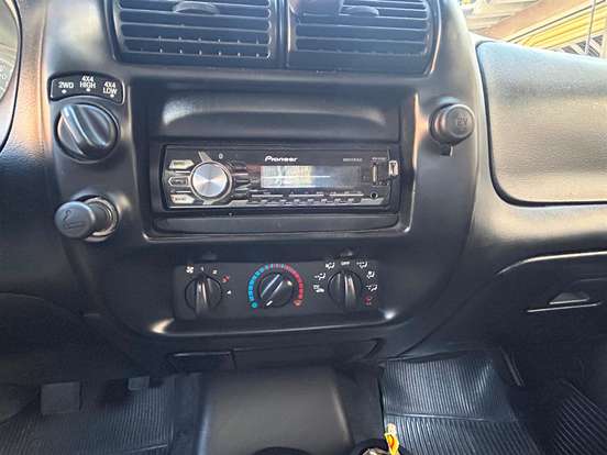 FORD-RANGER-3.0 XL 4X4 CD TURBO ELECTRONIC DIESEL 4P MANUAL FORD-RANGER-2011
