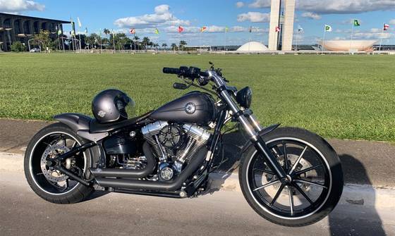 HARLEY-DAVIDSON SOFTAIL BREAKOUT 