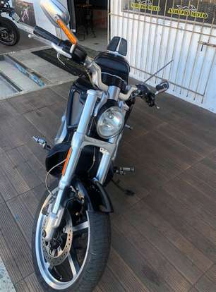 HARLEY-DAVIDSON-V-ROD MUSCLE-2013