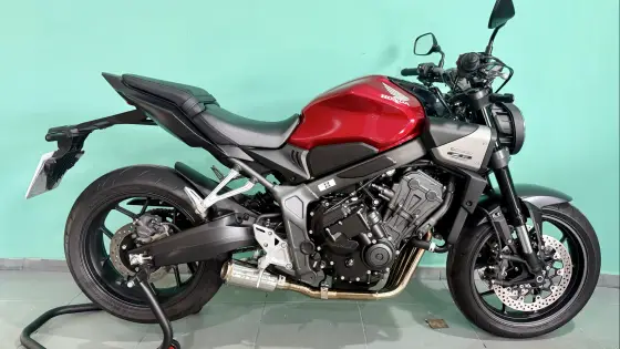 HONDA CB 650R E-CLUTCH HONDA CB 650R E-CLUTCH
