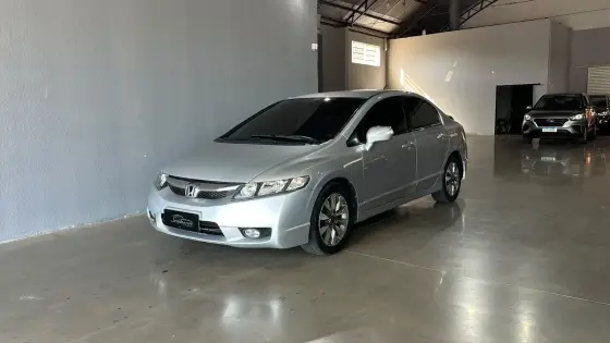HONDA CIVIC 1.8 LXL 16V FLEX 4P AUTOMÁTICO