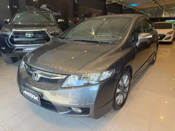 HONDA CIVIC 1.8 LXL SE 16V FLEX 4P AUTOMÁTICO HONDA CIVIC 1.8 LXL SE 16V FLEX 4P AUTOMÁTICO