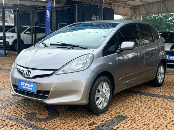 HONDA FIT 1.4 LX 16V FLEX 4P AUTOMÁTICO HONDA FIT 1.4 LX 16V FLEX 4P AUTOMÁTICO